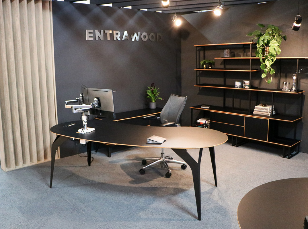 Shell Executive Desk - Image 8